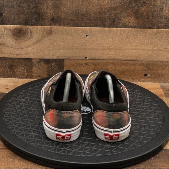 VANS X MARVEL INFINITY WARS SLIP ON MENS ATHLETIC SHOES THANOS PRINT LOW SZ 9.5 - Picture 7 of 9